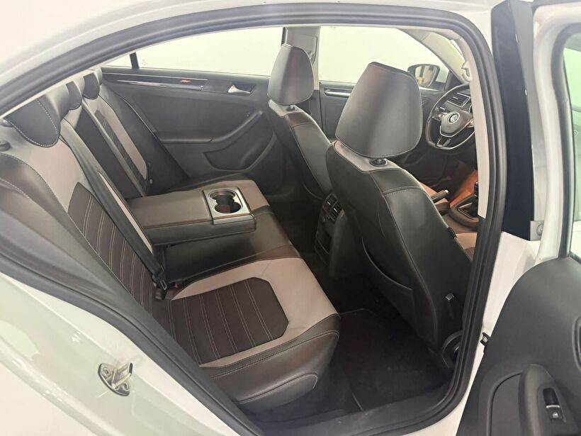 2015 Benzin Manuel Volkswagen Jetta Beyaz Kemal Tepretoğulları Otomotiv Sanayi Ve Tic. A.Ş.