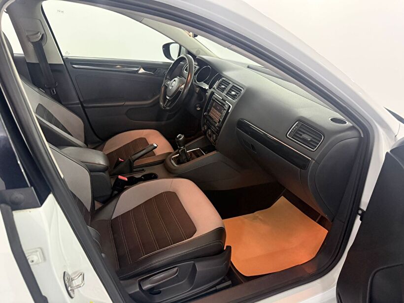 2015 Benzin Manuel Volkswagen Jetta Beyaz Kemal Tepretoğulları Otomotiv Sanayi Ve Tic. A.Ş.
