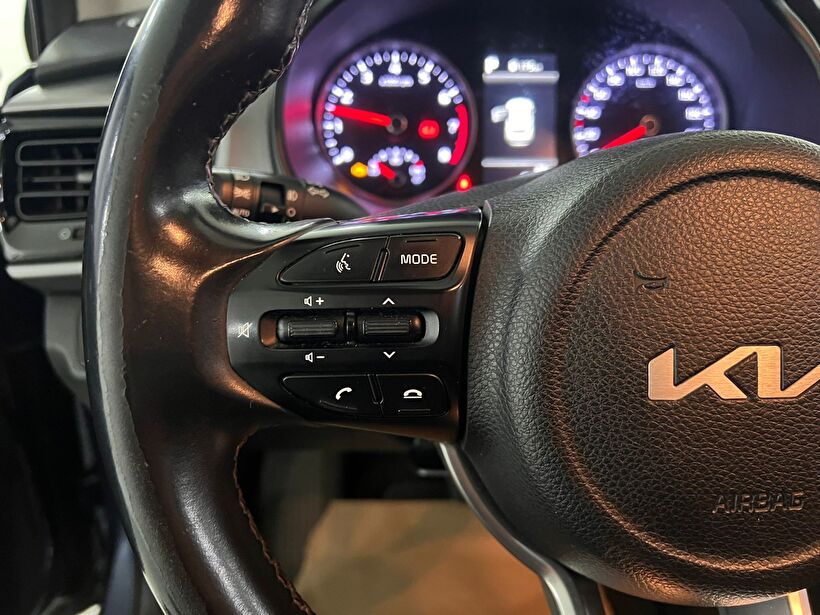 2021 Benzin Otomatik Kia Stonic Mavi Kemal Tepretoğulları Otomotiv Sanayi Ve Tic. A.Ş.