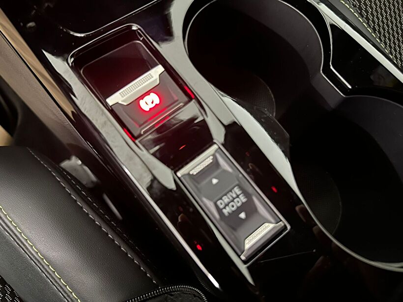 2025 Benzin Otomatik Peugeot 2008 Beyaz Kemal Tepretoğulları Otomotiv Sanayi Ve Tic. A.Ş.