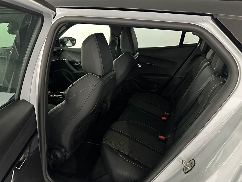 2025 Benzin Otomatik Peugeot 2008 Beyaz Kemal Tepretoğulları Otomotiv Sanayi Ve Tic. A.Ş.