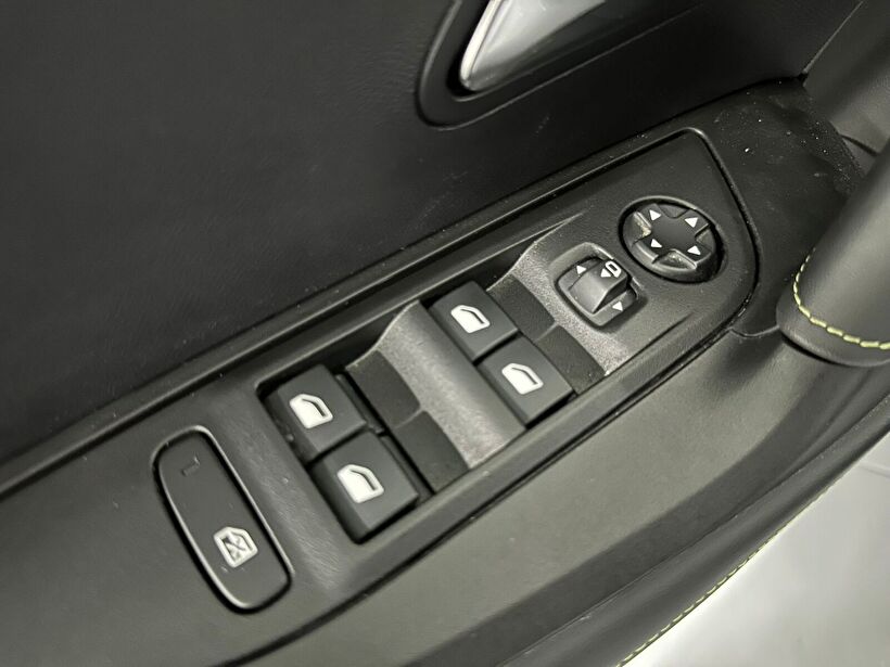 2025 Benzin Otomatik Peugeot 2008 Beyaz Kemal Tepretoğulları Otomotiv Sanayi Ve Tic. A.Ş.