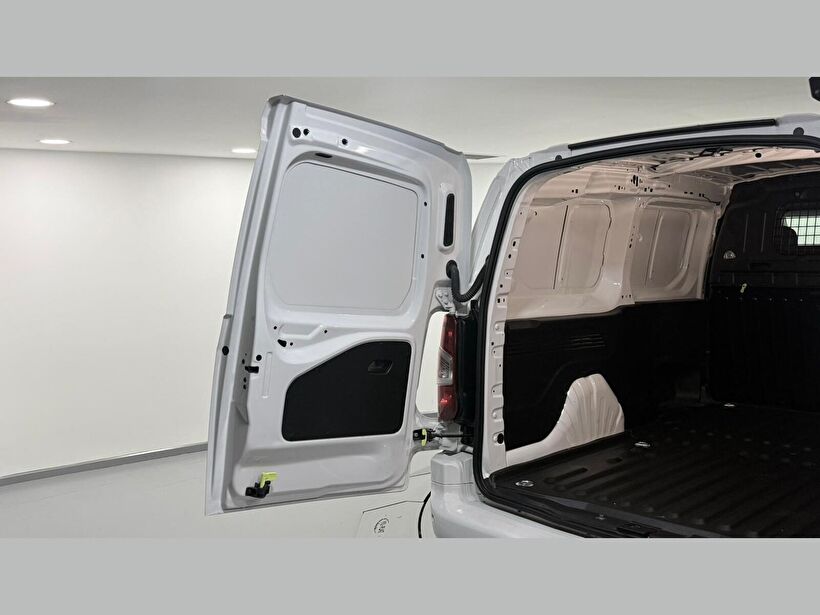 2025 Dizel Otomatik Citroen Berlingo Beyaz Kemal Tepretoğulları Otomotiv Sanayi Ve Tic. A.Ş.