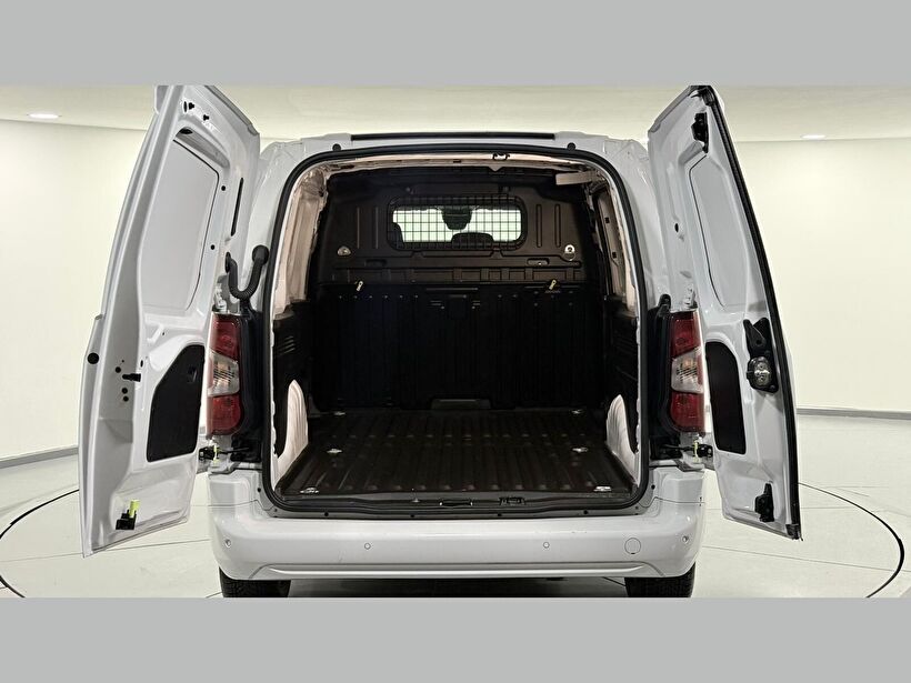 2025 Dizel Otomatik Citroen Berlingo Beyaz Kemal Tepretoğulları Otomotiv Sanayi Ve Tic. A.Ş.