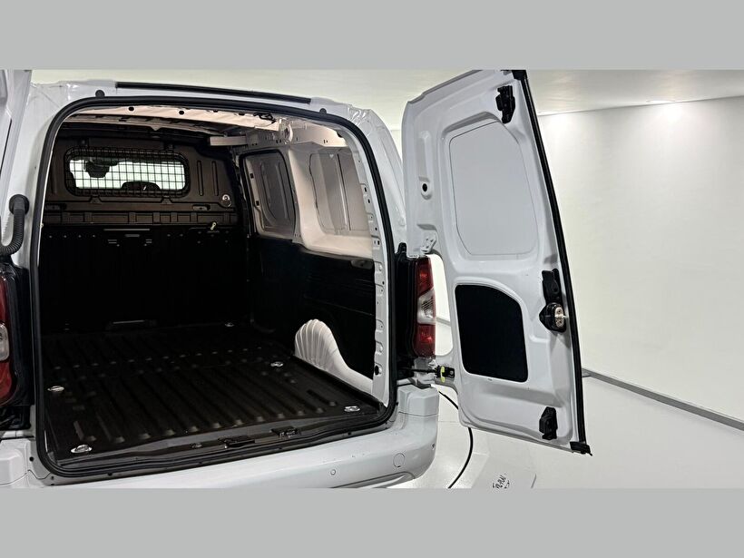 2025 Dizel Otomatik Citroen Berlingo Beyaz Kemal Tepretoğulları Otomotiv Sanayi Ve Tic. A.Ş.