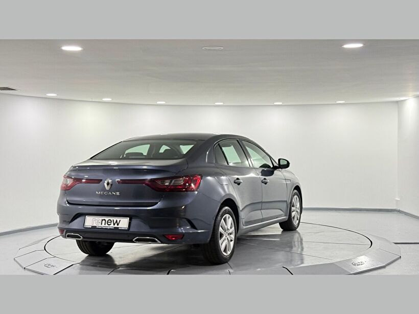 2025 Benzin Otomatik Renault Megane Gri Kemal Tepretoğulları Otomotiv Sanayi Ve Tic. A.Ş.