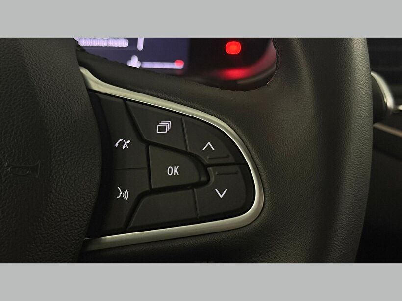 2025 Benzin Otomatik Renault Megane Gri Kemal Tepretoğulları Otomotiv Sanayi Ve Tic. A.Ş.