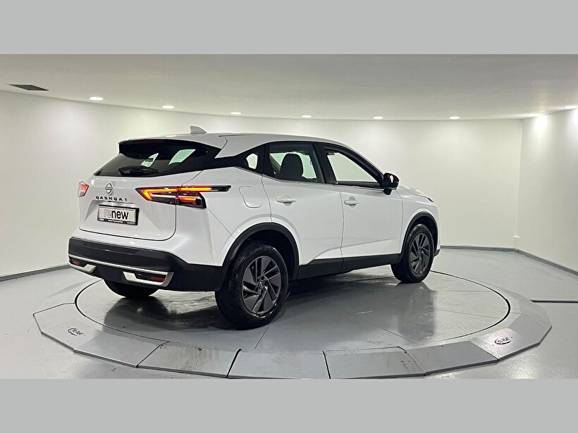 2025 Benzin Otomatik Nissan Qashqai Beyaz Kemal Tepretoğulları Otomotiv Sanayi Ve Tic. A.Ş.