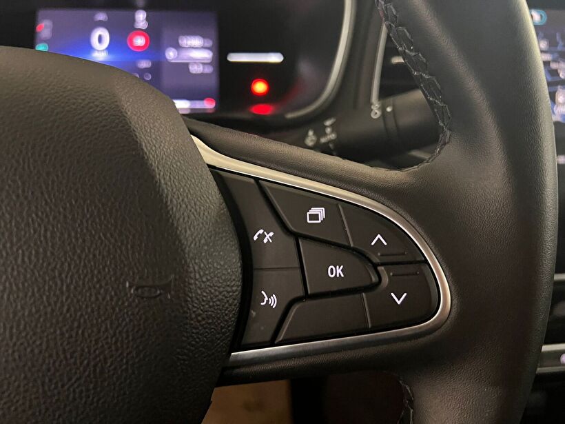 2025 Benzin Otomatik Renault Megane Gri Kemal Tepretoğulları Otomotiv Sanayi Ve Tic. A.Ş.