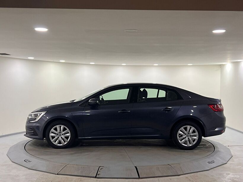 2025 Benzin Otomatik Renault Megane Gri Kemal Tepretoğulları Otomotiv Sanayi Ve Tic. A.Ş.