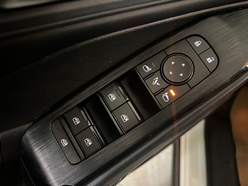 2023 Hybrid Otomatik Nissan Qashqai Beyaz Kemal Tepretoğulları Otomotiv Sanayi Ve Tic. A.Ş.