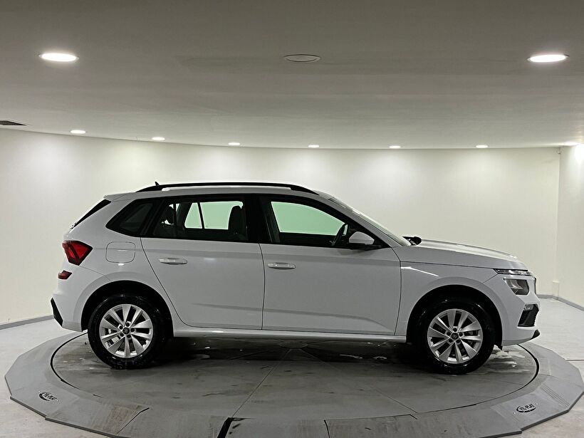 2025 Benzin Otomatik Skoda Kamiq Beyaz Kemal Tepretoğulları Otomotiv Sanayi Ve Tic. A.Ş.