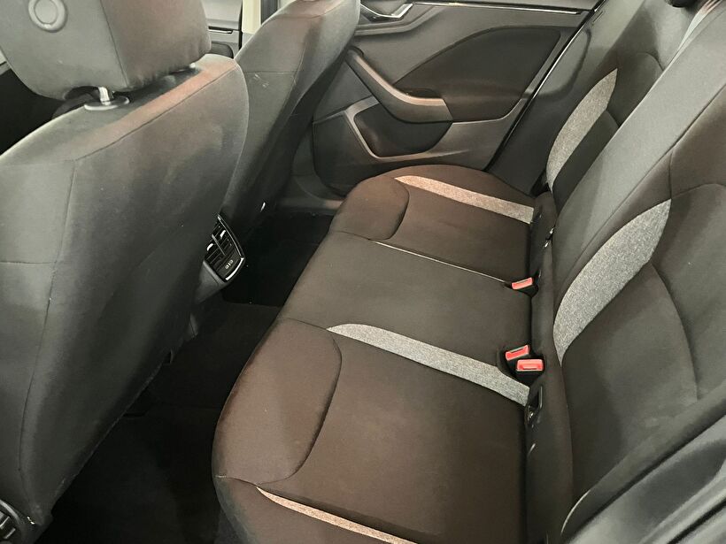 2025 Benzin Otomatik Skoda Kamiq Beyaz Kemal Tepretoğulları Otomotiv Sanayi Ve Tic. A.Ş.