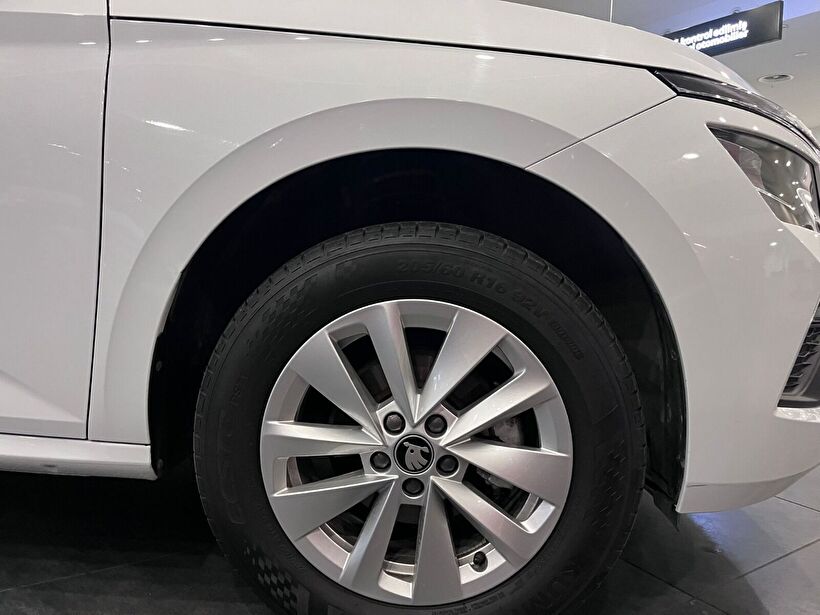 2025 Benzin Otomatik Skoda Kamiq Beyaz Kemal Tepretoğulları Otomotiv Sanayi Ve Tic. A.Ş.