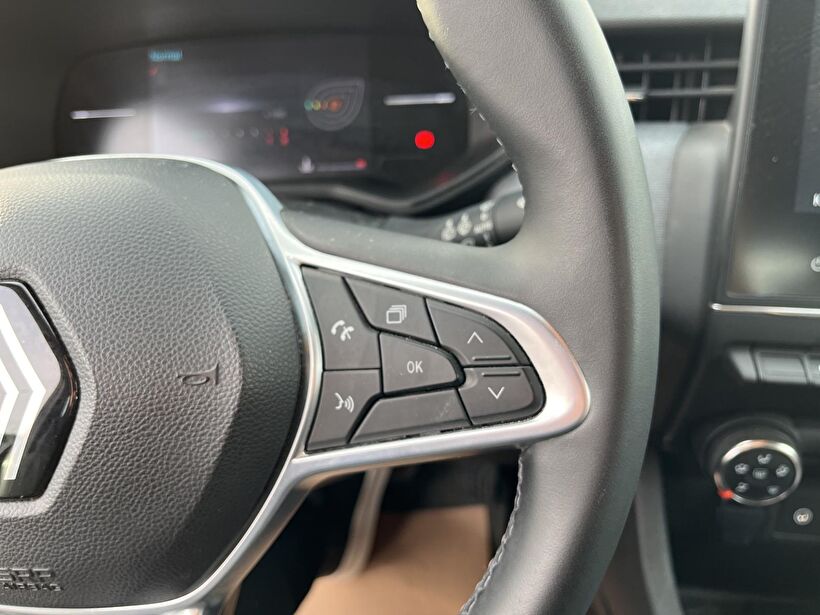 2024 Benzin Otomatik Renault Clio Gri Kemal Tepretoğulları Otomotiv Sanayi Ve Tic. A.Ş.