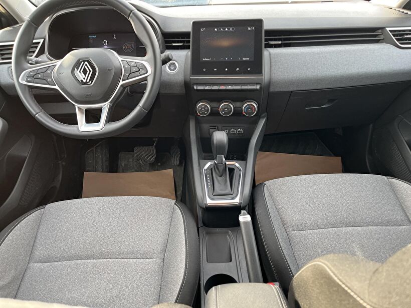 2024 Benzin Otomatik Renault Clio Gri Kemal Tepretoğulları Otomotiv Sanayi Ve Tic. A.Ş.