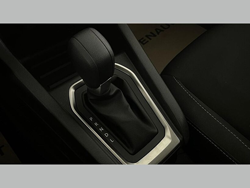 2025 Benzin Otomatik Renault Clio Gri Kemal Tepretoğulları Otomotiv Sanayi Ve Tic. A.Ş.