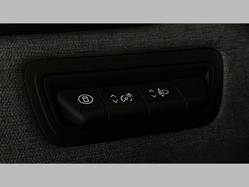 2025 Benzin Otomatik Renault Clio Gri Kemal Tepretoğulları Otomotiv Sanayi Ve Tic. A.Ş.