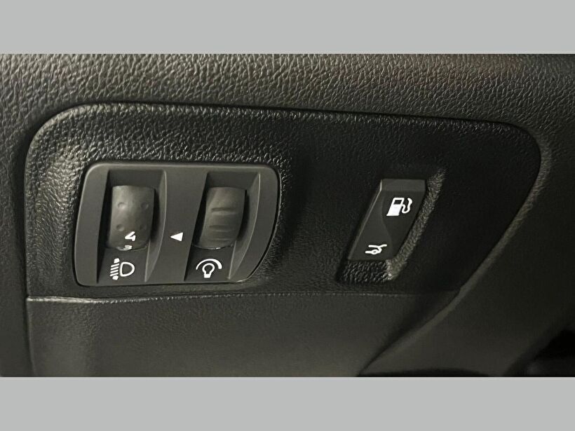 2024 Benzin Otomatik Renault Megane Gri Kemal Tepretoğulları Otomotiv Sanayi Ve Tic. A.Ş.