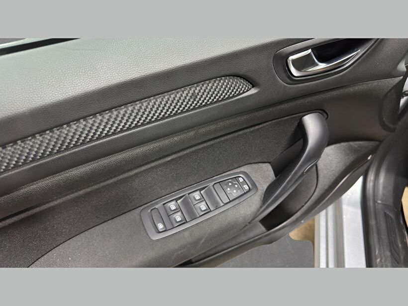 2024 Benzin Otomatik Renault Megane Gri Kemal Tepretoğulları Otomotiv Sanayi Ve Tic. A.Ş.