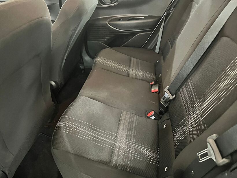 2025 Benzin Otomatik Hyundai i20 Beyaz Kemal Tepretoğulları Otomotiv Sanayi Ve Tic. A.Ş.