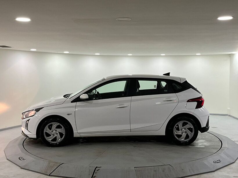 2025 Benzin Otomatik Hyundai i20 Beyaz Kemal Tepretoğulları Otomotiv Sanayi Ve Tic. A.Ş.