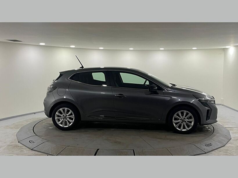 2024 Benzin Otomatik Renault Clio Gri Kemal Tepretoğulları Otomotiv Sanayi Ve Tic. A.Ş.