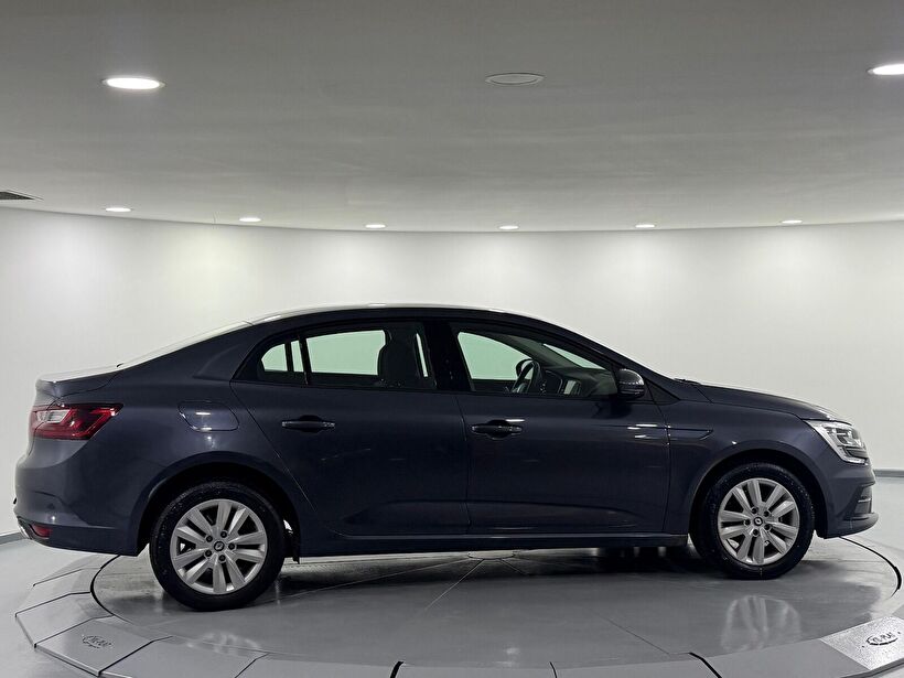 2025 Benzin Otomatik Renault Megane Gri Kemal Tepretoğulları Otomotiv Sanayi Ve Tic. A.Ş.