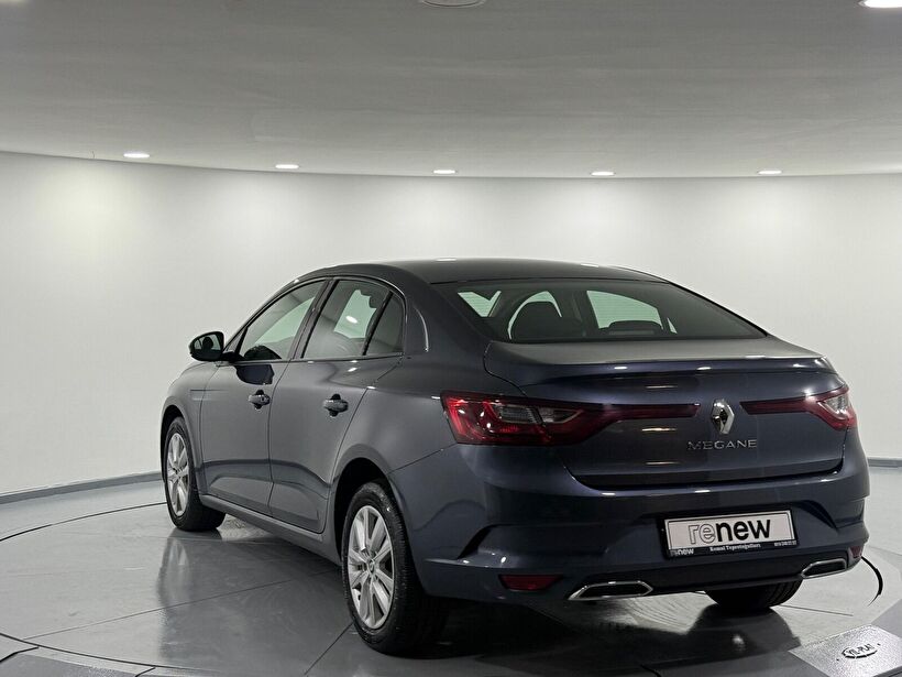 2025 Benzin Otomatik Renault Megane Gri Kemal Tepretoğulları Otomotiv Sanayi Ve Tic. A.Ş.