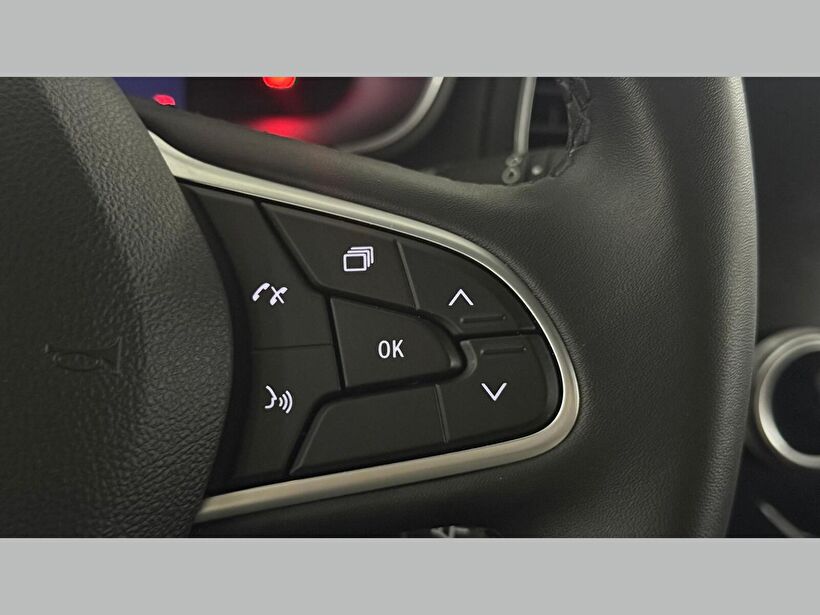 2025 Benzin Otomatik Renault Megane Gri Kemal Tepretoğulları Otomotiv Sanayi Ve Tic. A.Ş.