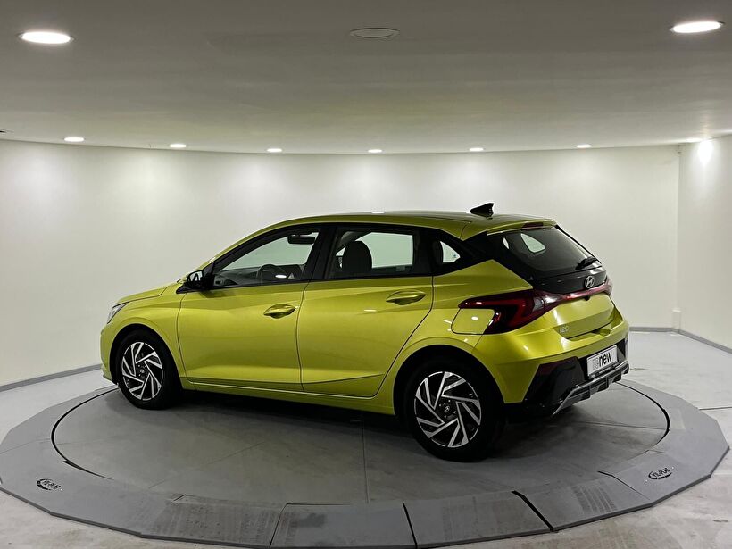 2025 Benzin Otomatik Hyundai i20 Sarı Kemal Tepretoğulları Otomotiv Sanayi Ve Tic. A.Ş.