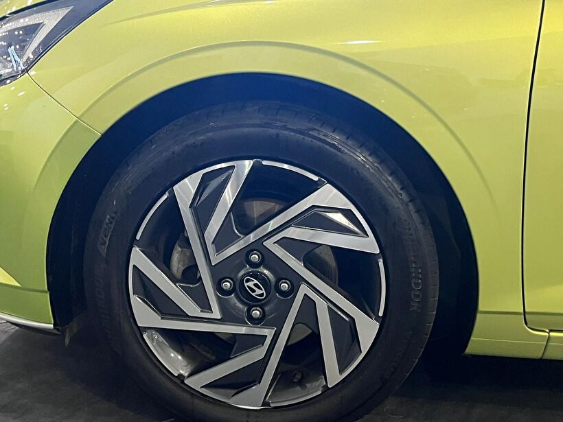 2025 Benzin Otomatik Hyundai i20 Sarı Kemal Tepretoğulları Otomotiv Sanayi Ve Tic. A.Ş.