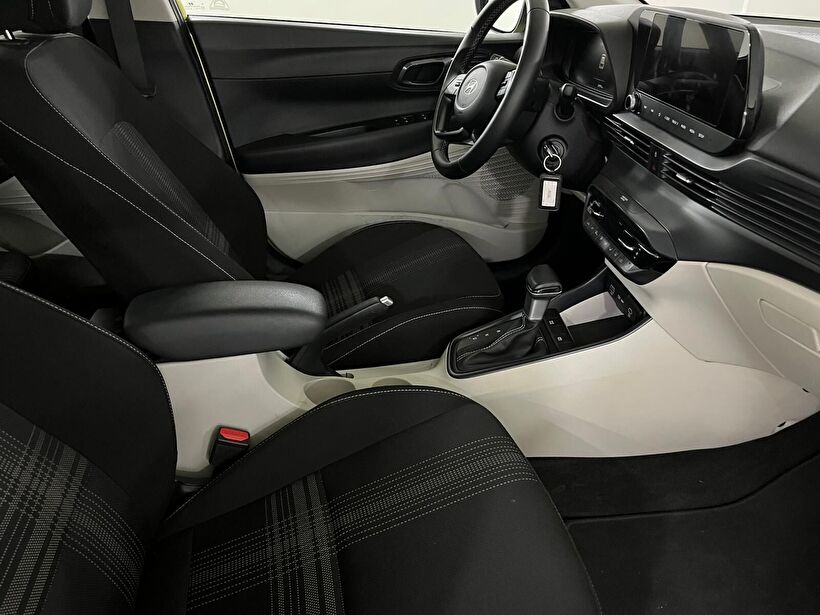 2025 Benzin Otomatik Hyundai i20 Sarı Kemal Tepretoğulları Otomotiv Sanayi Ve Tic. A.Ş.