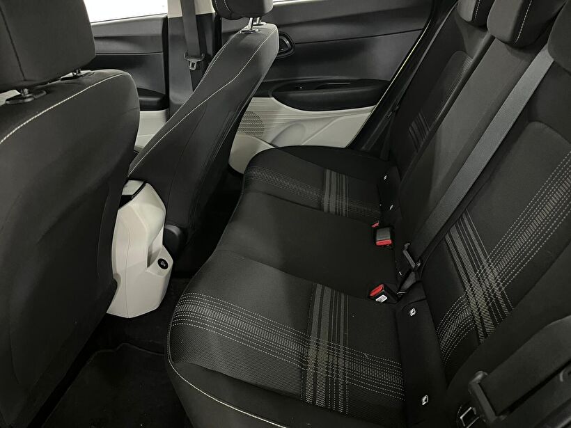 2025 Benzin Otomatik Hyundai i20 Sarı Kemal Tepretoğulları Otomotiv Sanayi Ve Tic. A.Ş.