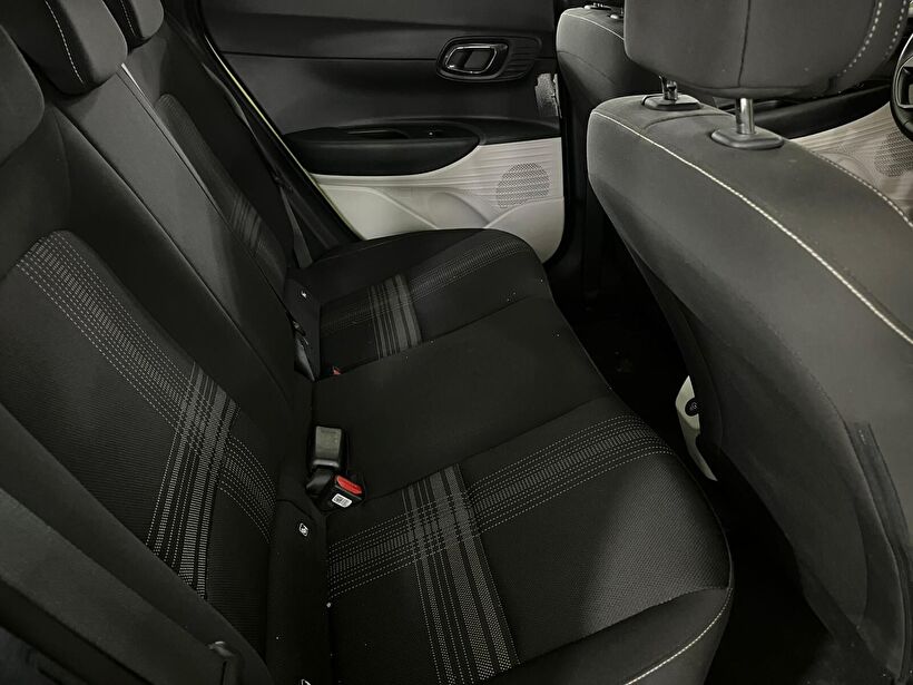 2025 Benzin Otomatik Hyundai i20 Sarı Kemal Tepretoğulları Otomotiv Sanayi Ve Tic. A.Ş.