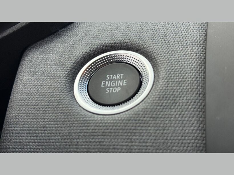 2024 Benzin Otomatik Renault Clio Gri Kemal Tepretoğulları Otomotiv Sanayi Ve Tic. A.Ş.