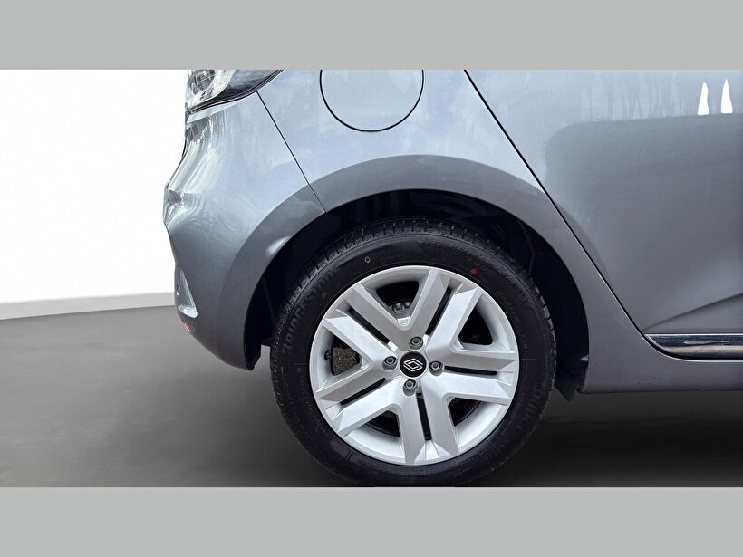 2024 Benzin Otomatik Renault Clio Gri Kemal Tepretoğulları Otomotiv Sanayi Ve Tic. A.Ş.