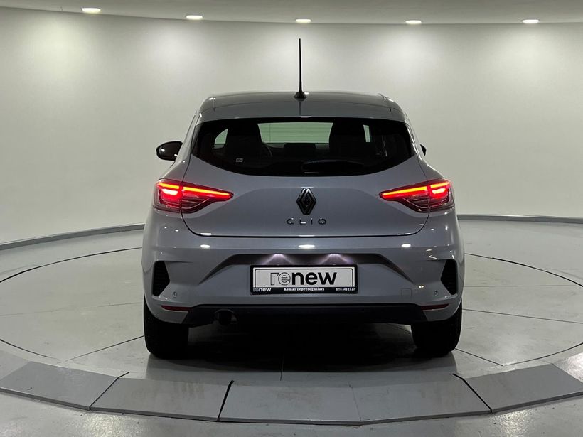 2026 Benzin Otomatik Renault Clio Gri Kemal Tepretoğulları Otomotiv Sanayi Ve Tic. A.Ş.