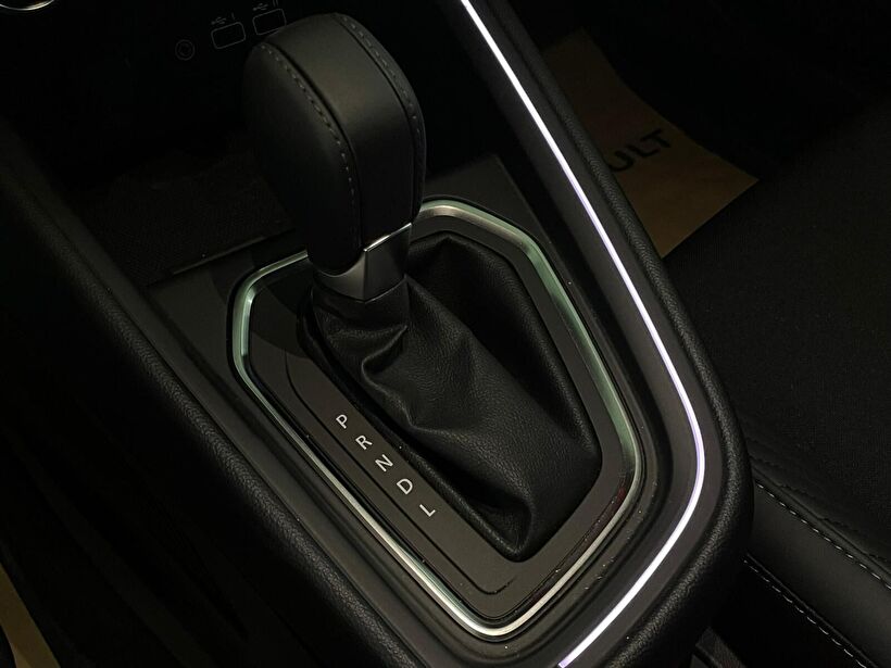 2025 Benzin Otomatik Renault Clio Mavi Kemal Tepretoğulları Otomotiv Sanayi Ve Tic. A.Ş.