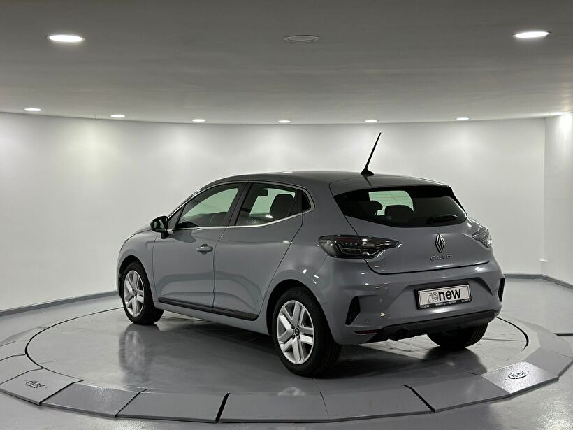 2025 Benzin Otomatik Renault Clio Gri Kemal Tepretoğulları Otomotiv Sanayi Ve Tic. A.Ş.