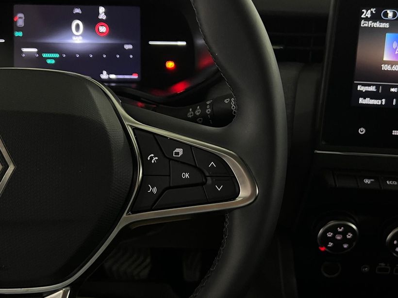 2026 Benzin Otomatik Renault Clio Gri Kemal Tepretoğulları Otomotiv Sanayi Ve Tic. A.Ş.
