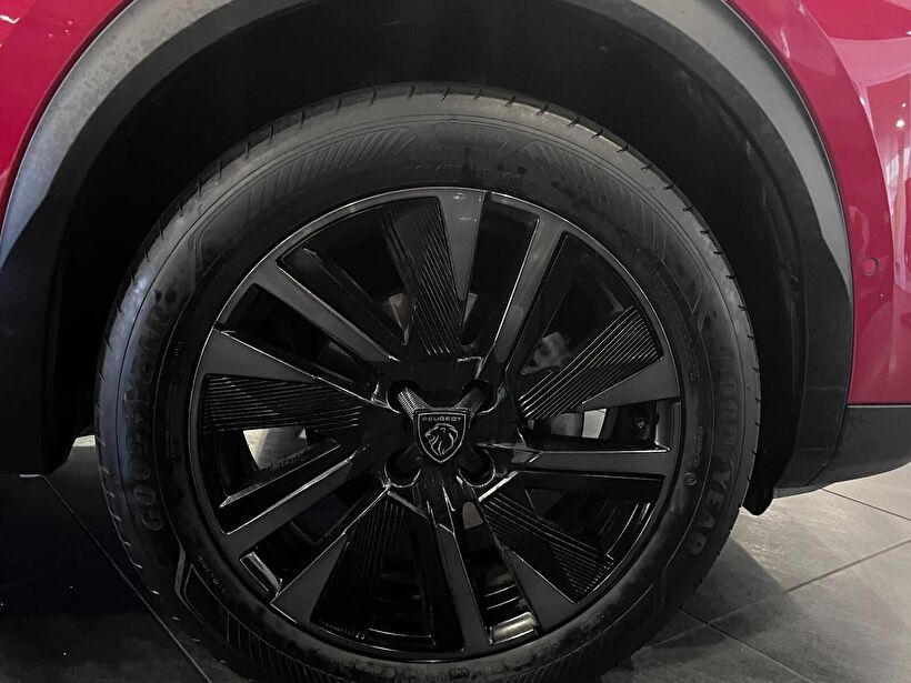 2025 Benzin Otomatik Peugeot 2008 Kırmızı Kemal Tepretoğulları Otomotiv Sanayi Ve Tic. A.Ş.