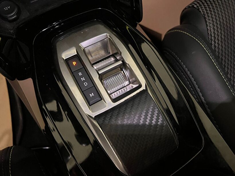 2025 Benzin Otomatik Peugeot 2008 Kırmızı Kemal Tepretoğulları Otomotiv Sanayi Ve Tic. A.Ş.