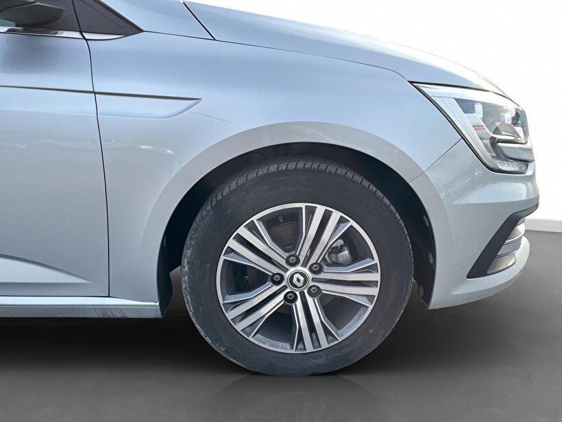 2024 Benzin Otomatik Renault Megane Gri Kemal Tepretoğulları Otomotiv Sanayi Ve Tic. A.Ş.