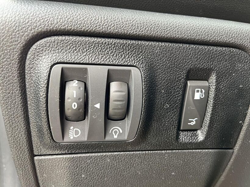 2024 Benzin Otomatik Renault Megane Gri Kemal Tepretoğulları Otomotiv Sanayi Ve Tic. A.Ş.