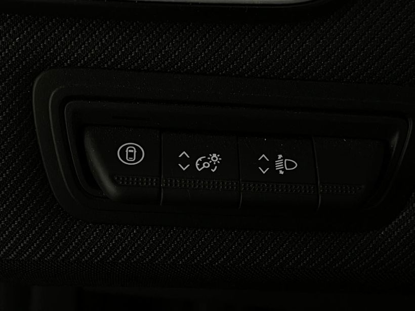 2025 Benzin Otomatik Renault Clio Gri Kemal Tepretoğulları Otomotiv Sanayi Ve Tic. A.Ş.