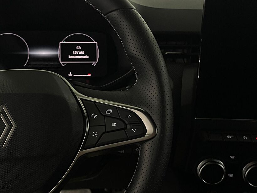 2025 Benzin Otomatik Renault Clio Gri Kemal Tepretoğulları Otomotiv Sanayi Ve Tic. A.Ş.