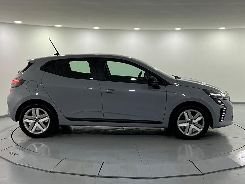 2026 Benzin Otomatik Renault Clio Gri Kemal Tepretoğulları Otomotiv Sanayi Ve Tic. A.Ş.