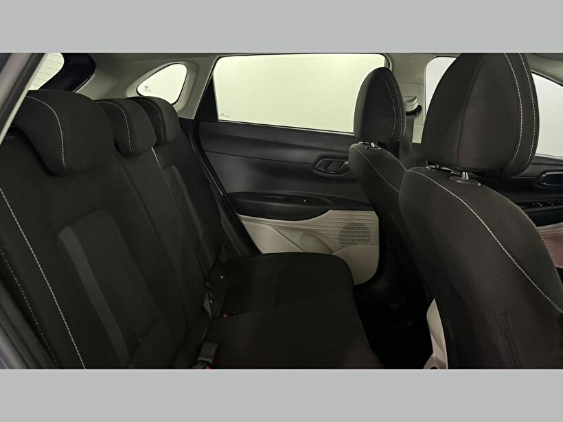 2025 Benzin Otomatik Hyundai i20 Füme Kemal Tepretoğulları Otomotiv Sanayi Ve Tic. A.Ş.