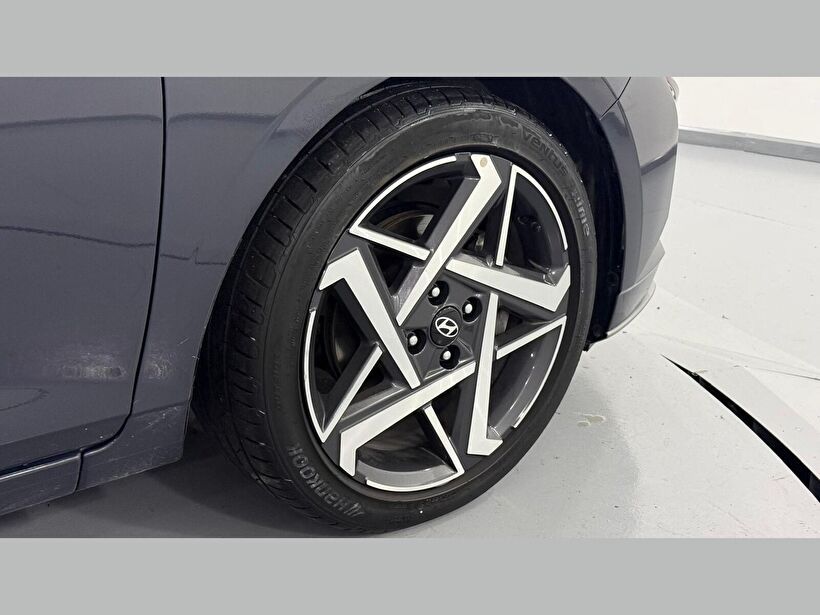 2025 Benzin Otomatik Hyundai i20 Füme Kemal Tepretoğulları Otomotiv Sanayi Ve Tic. A.Ş.